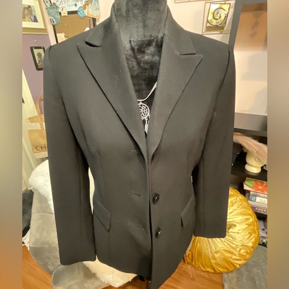Gently worn Tailored Kasper Blazer